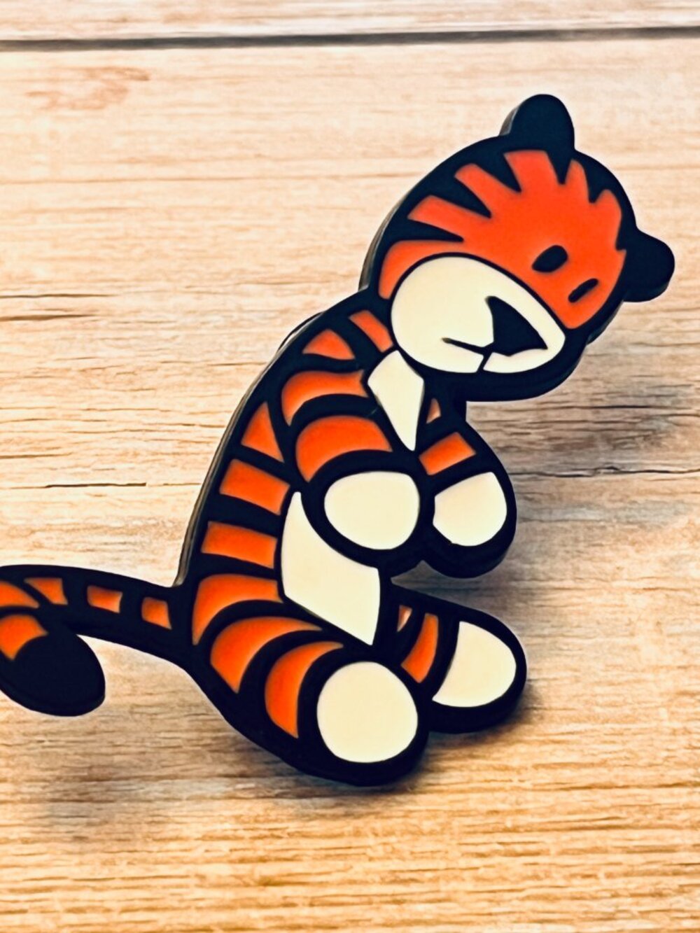 Calvin & Hobbes Cartoon Collectible Enamel Pin NEW!  Hobbes Stuffie 801B3